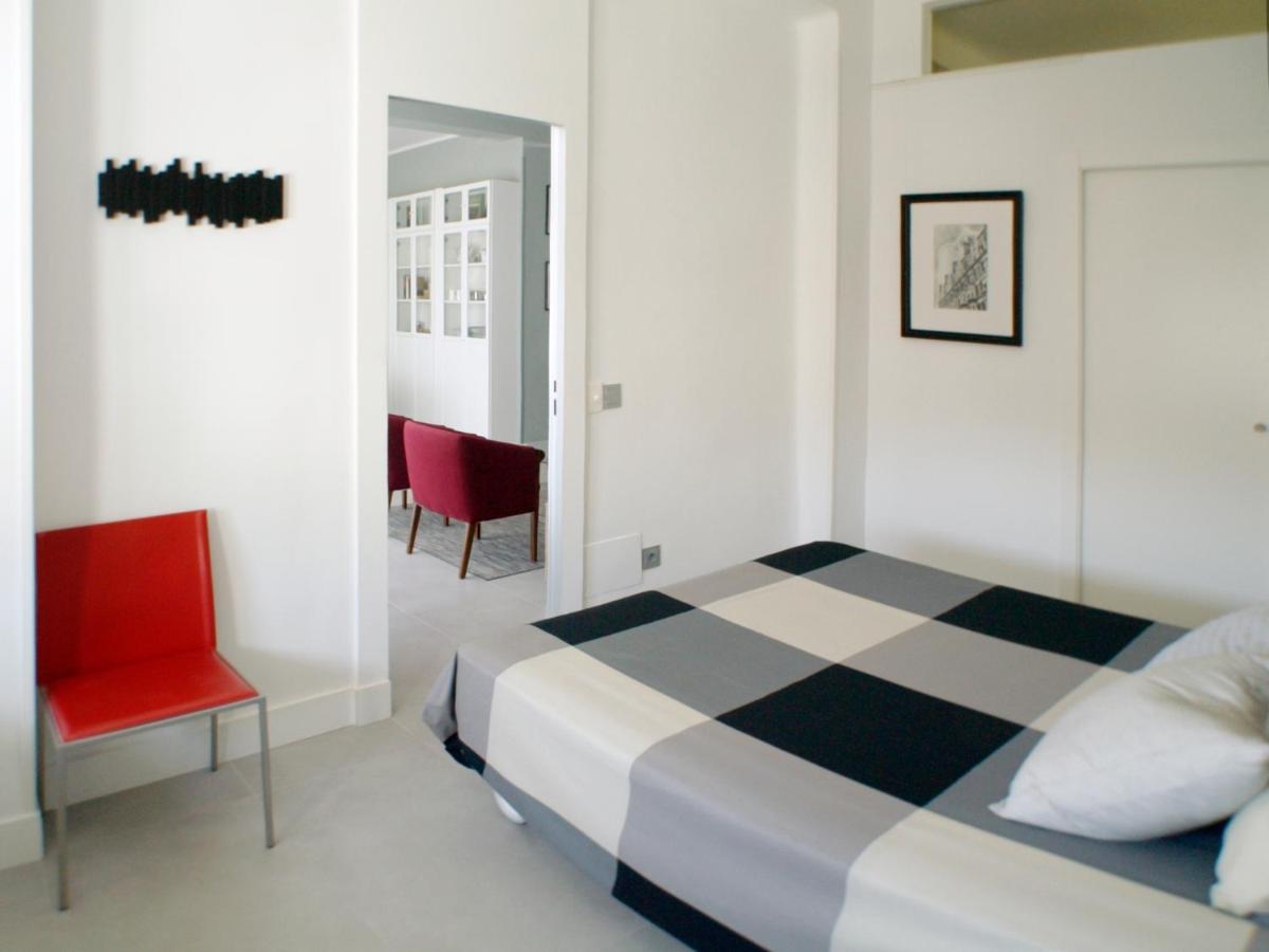 Atocha Museos Apartment Madrid Bagian luar foto
